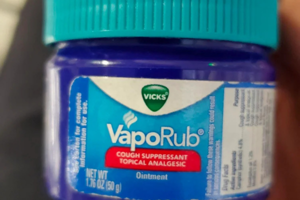 Não vais acreditar no que o Vaporub pode fazer – 33 truques incríveis revelados!